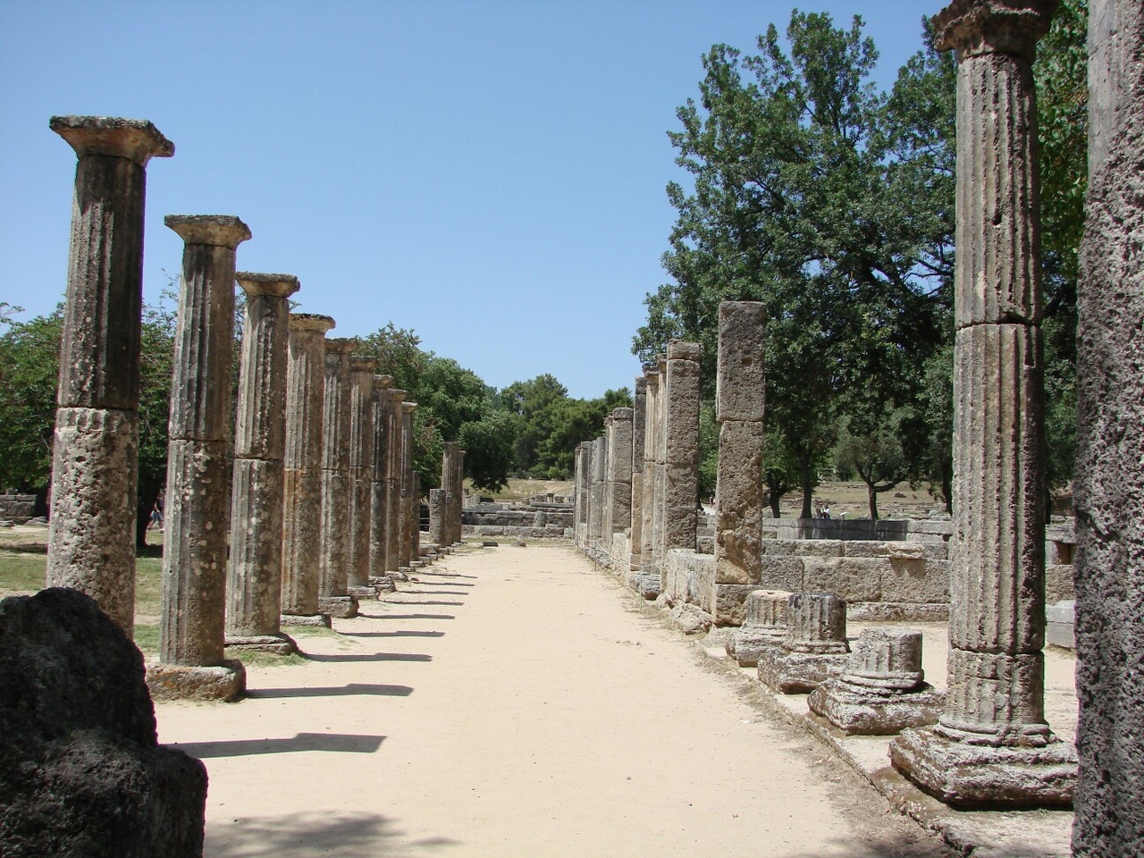 древняя школа в афинах